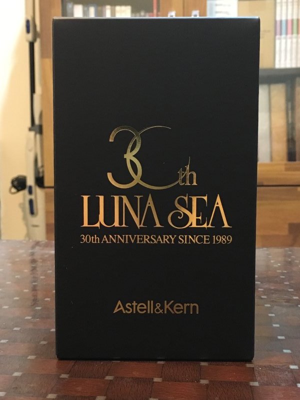 Astell&Kern 『SA700 LUNA SEA 30th Anniversary Edition』開箱- 緋劍物語